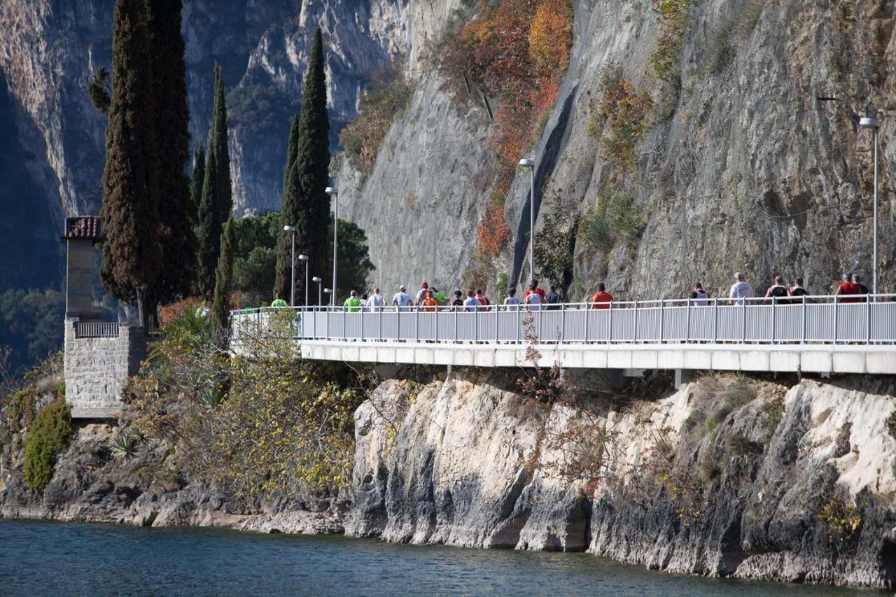 Hotel Paradiso Conca D'Oro Torbole Sul Garda Dış mekan fotoğraf