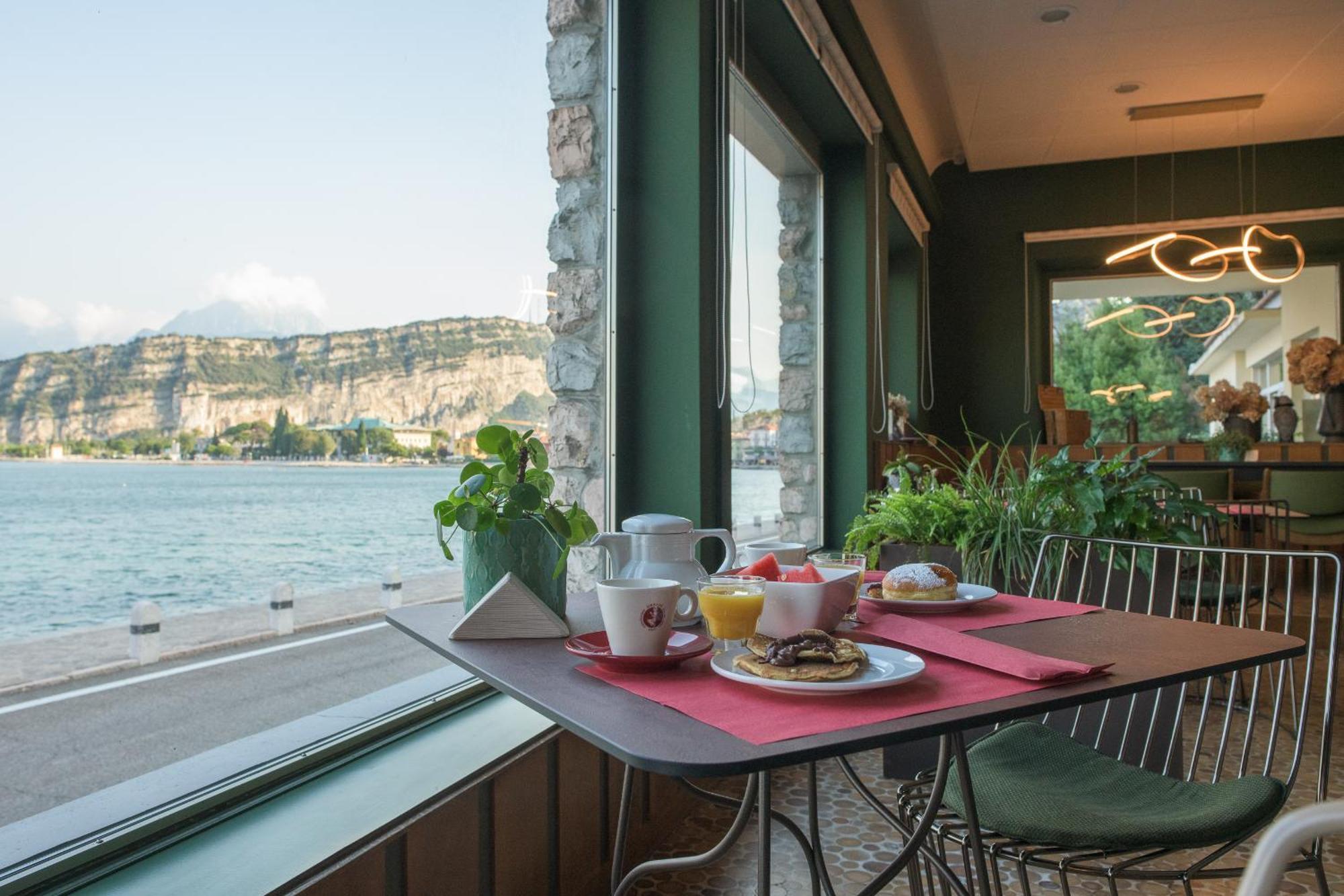 Hotel Paradiso Conca D'Oro Torbole Sul Garda Dış mekan fotoğraf